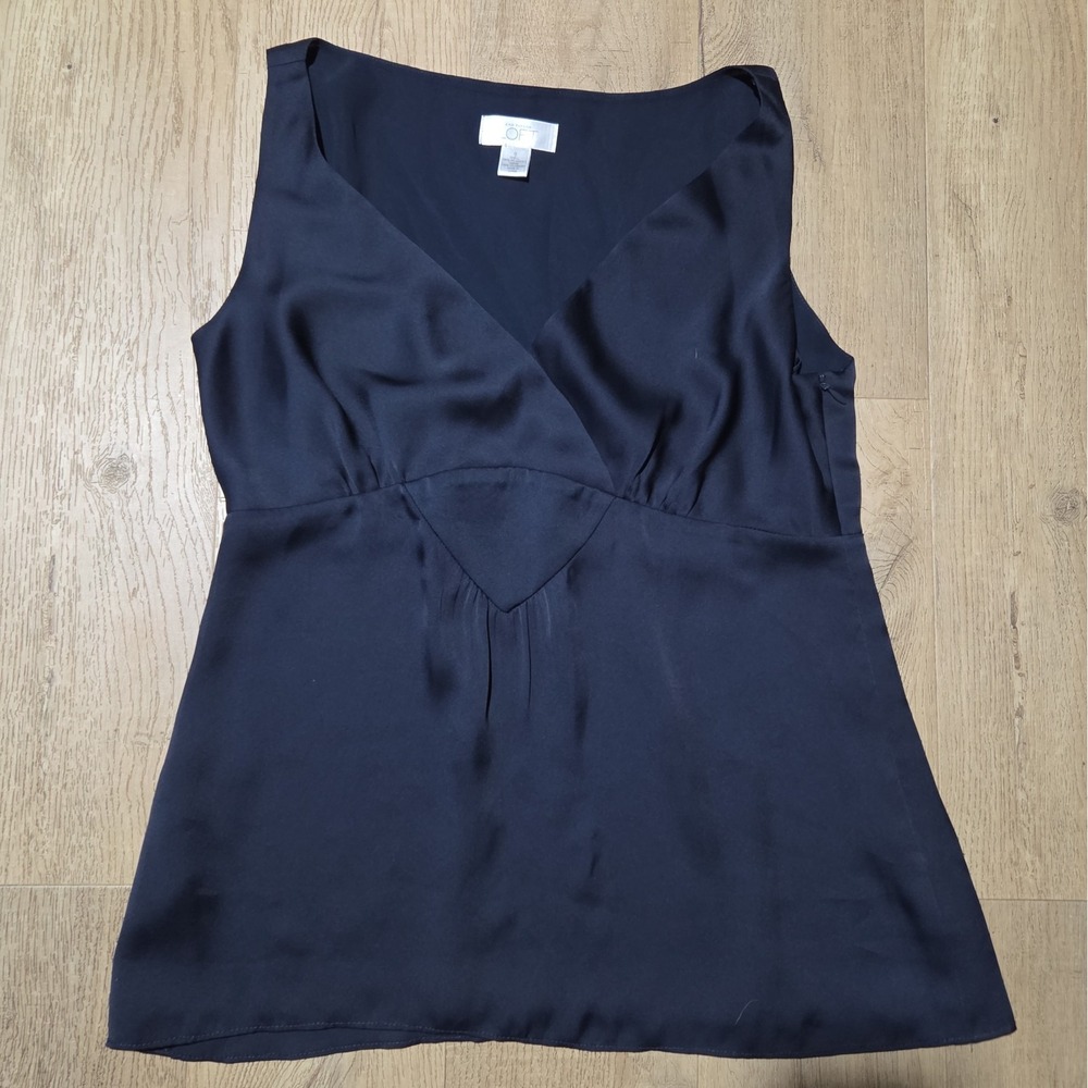 LOFT Women's Size 6 Navy Blue Satin Blouse Sleeveless Surplice V Neck Career